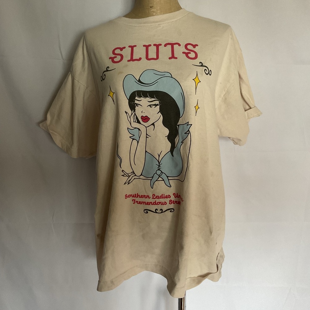 Southern ladies under tremendous distress graphic men’s tee size xl